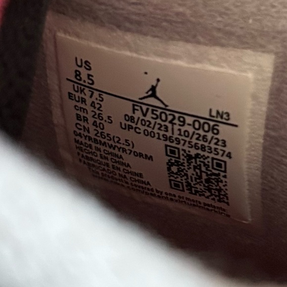 Nike Air Jordan 4 IV Retro Bred Reimagined Sz 8.5 Black Cement FV5029-006 NEW - Picture 5 of 9